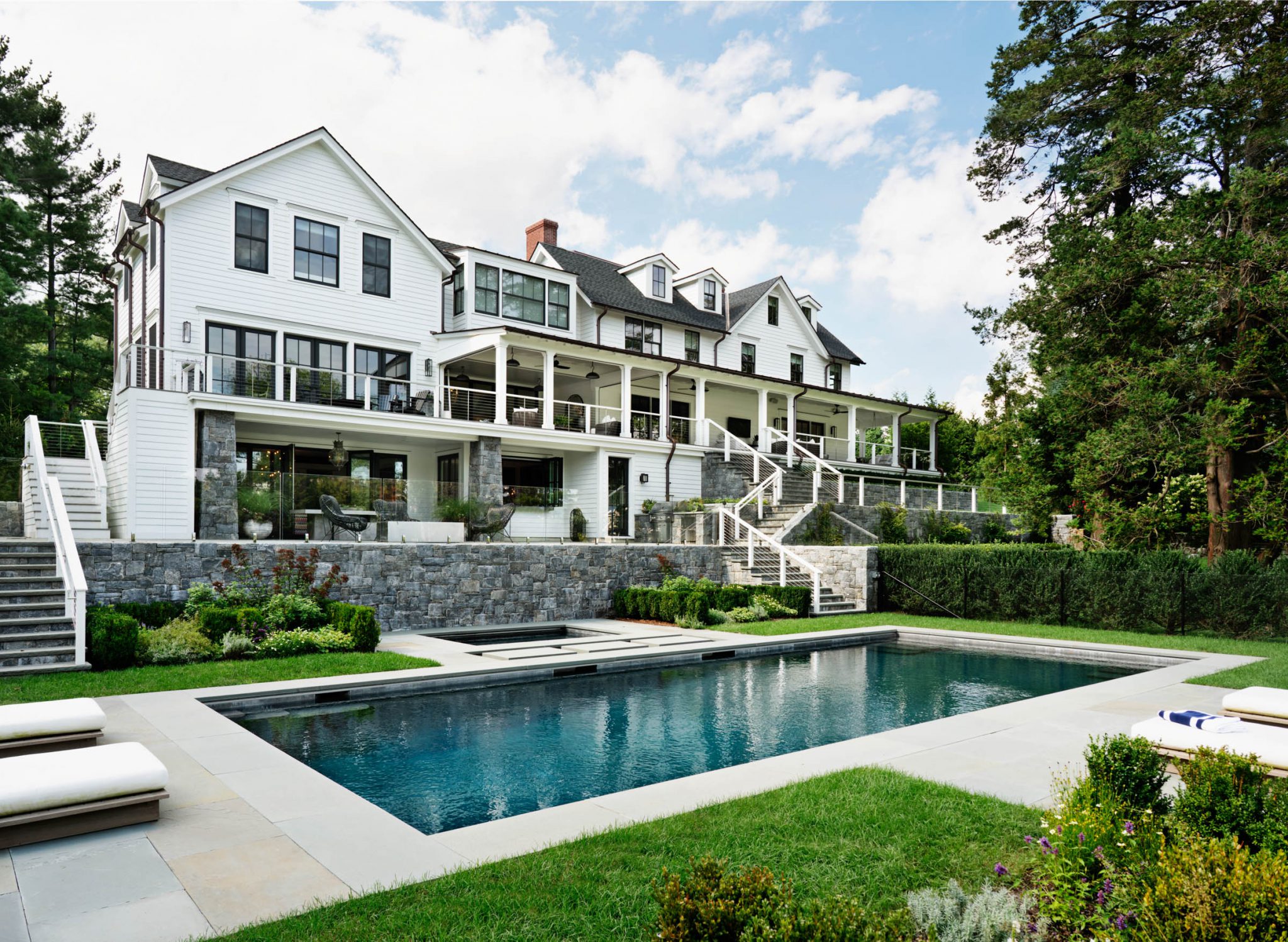 Restored 1911 Farmhouse - Brooks & Falotico